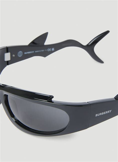 Burberry shark